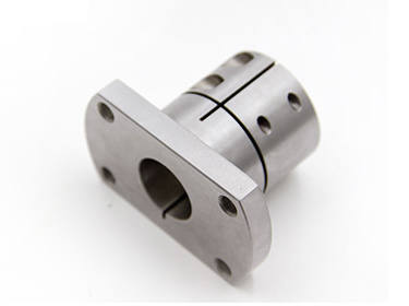 設計圖紙與成型產品，實現(xiàn)機械零件加工的一整套加工方案